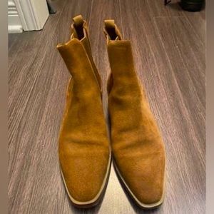 MK Michael Kors booties - size 6